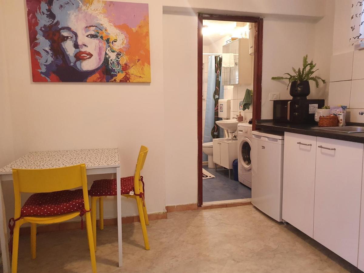 Apartment Perfect Summer Split Exterior foto